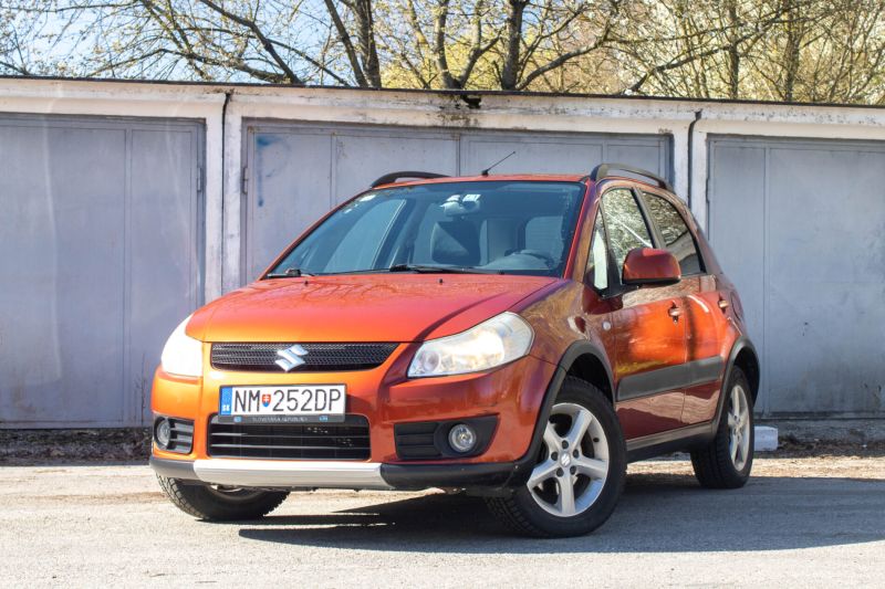 Suzuki SX4