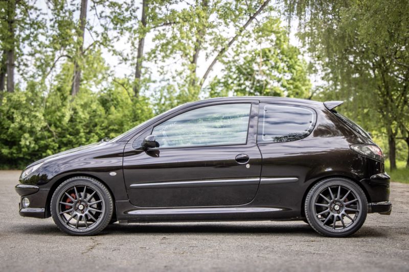 Peugeot 206