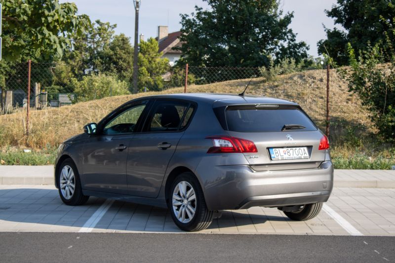 Peugeot 308