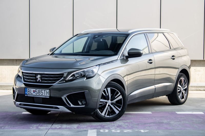 Peugeot 5008
