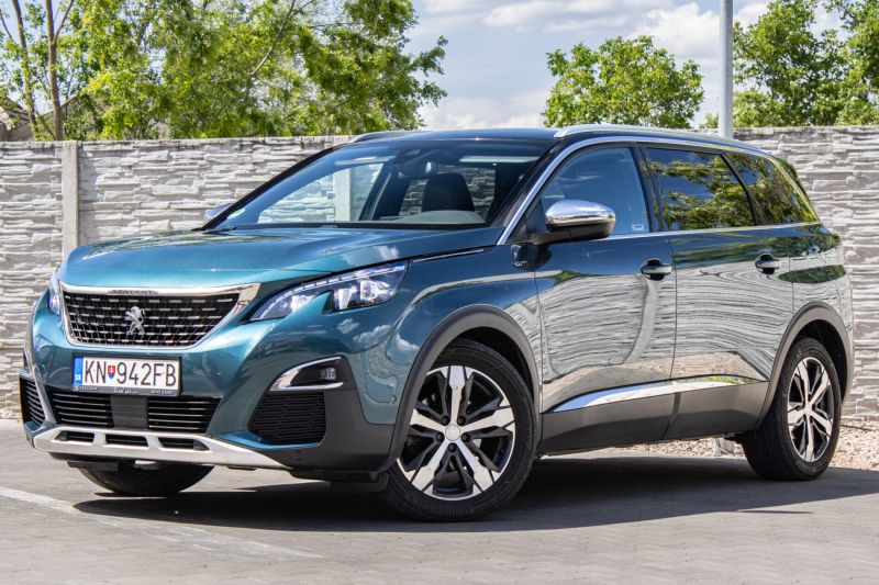 Peugeot 5008