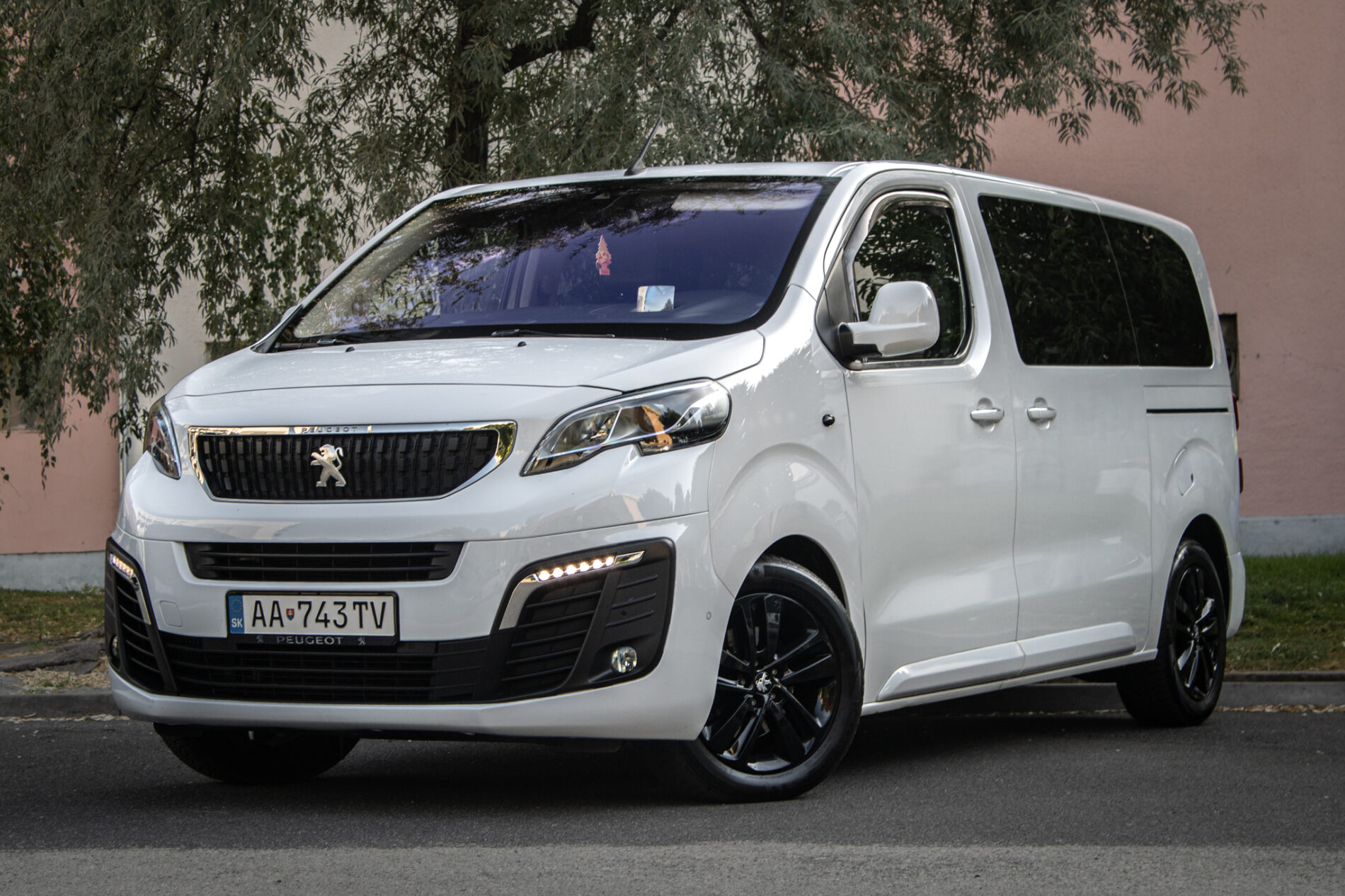 Peugeot Traveller 2018 na predaj