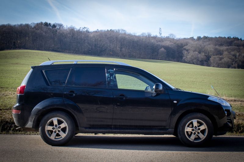 Peugeot 4007