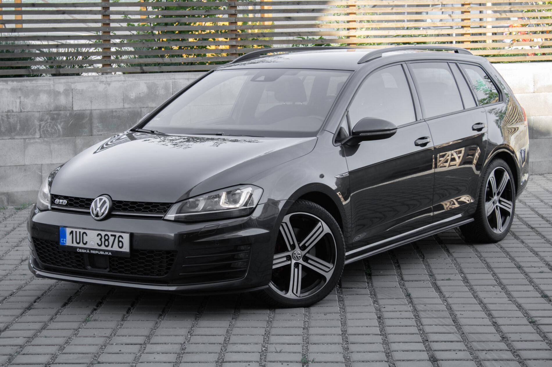 Volkswagen Golf 2015 na predaj