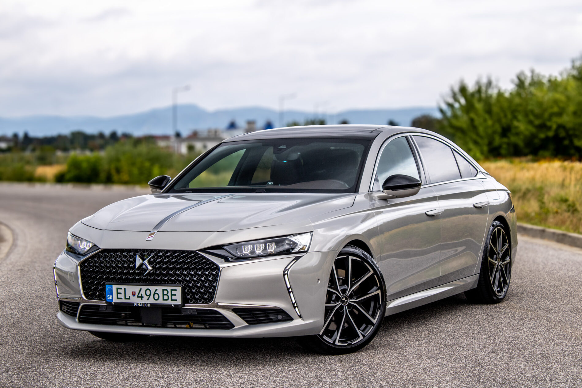 DS Automobiles DS 9