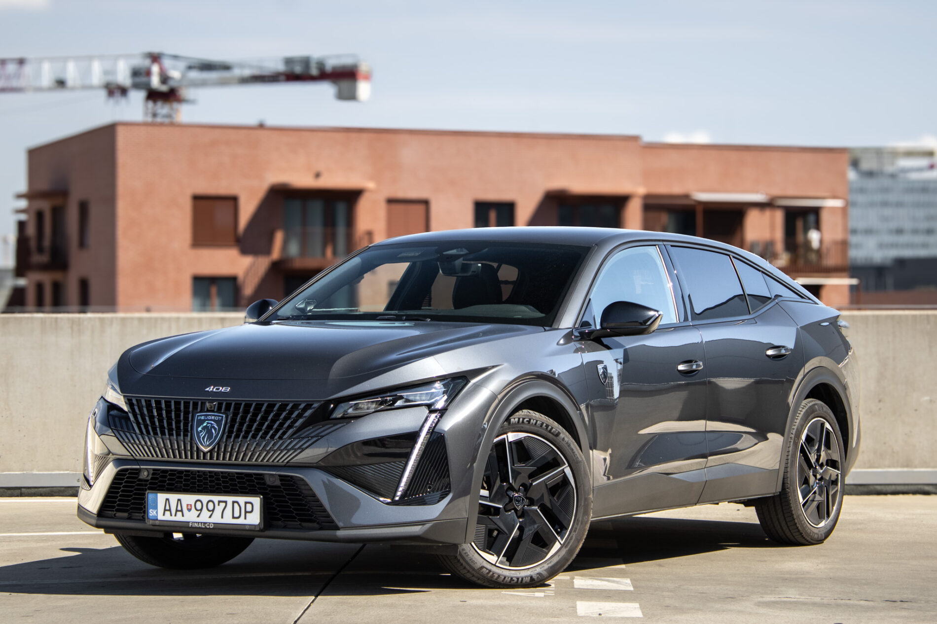 Peugeot 408