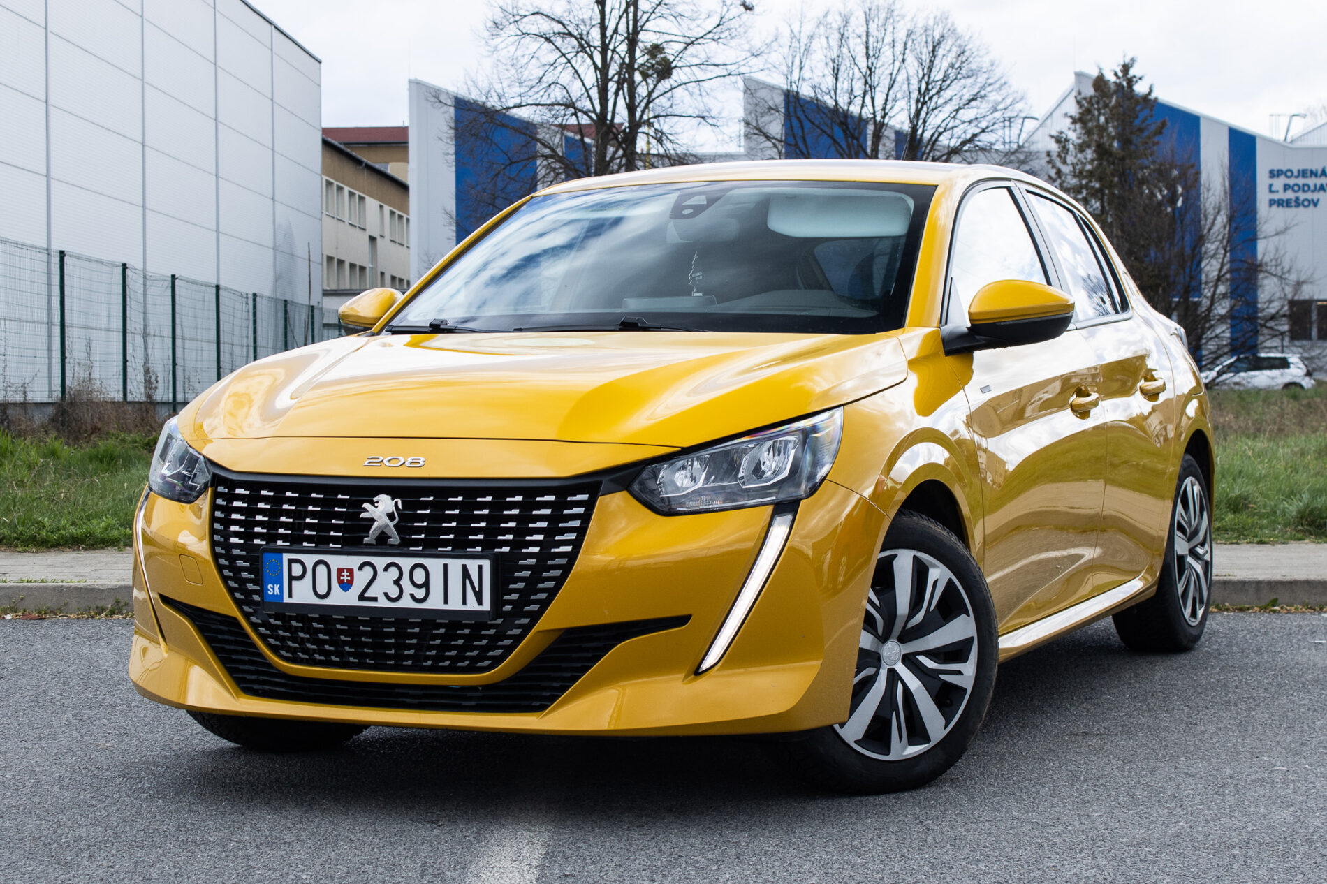 Peugeot 208