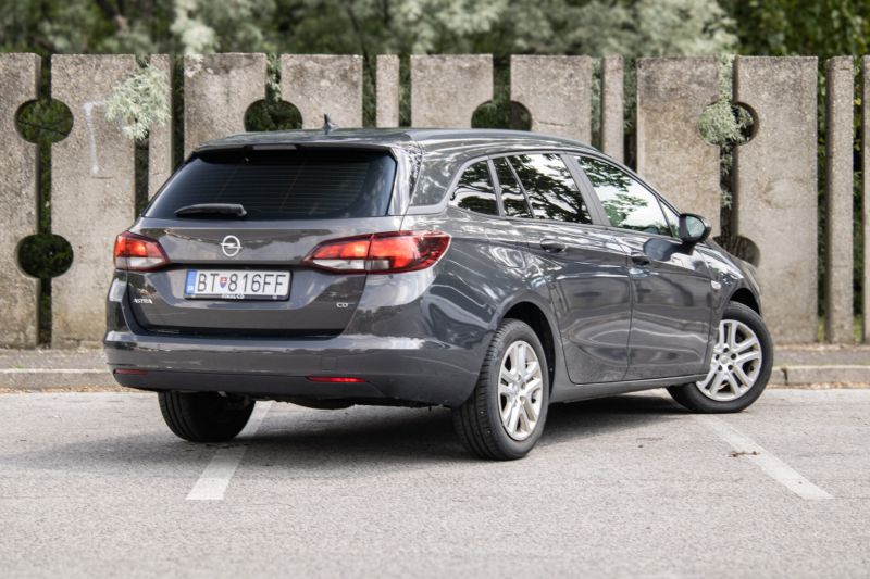 Opel Astra ST