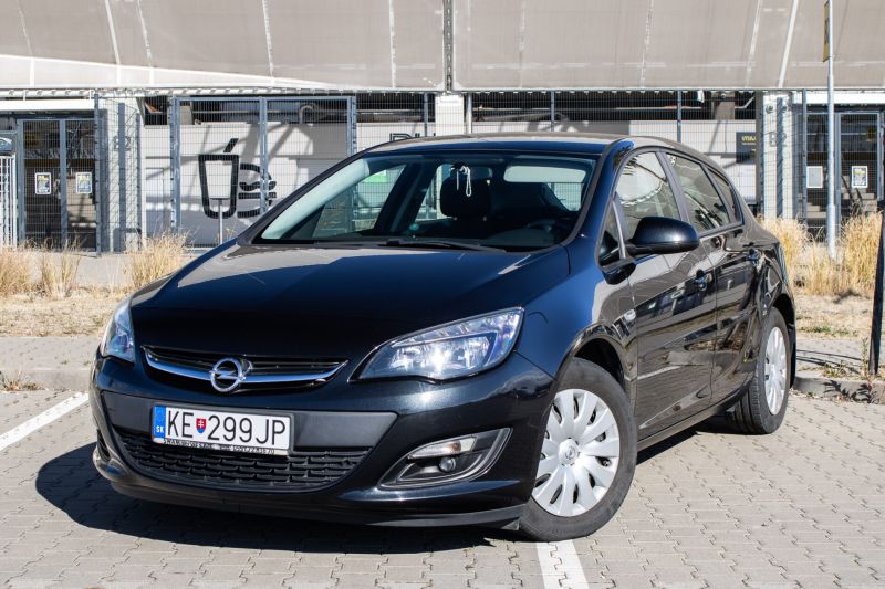 Opel Astra 2015 na predaj