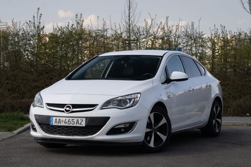 Opel Astra