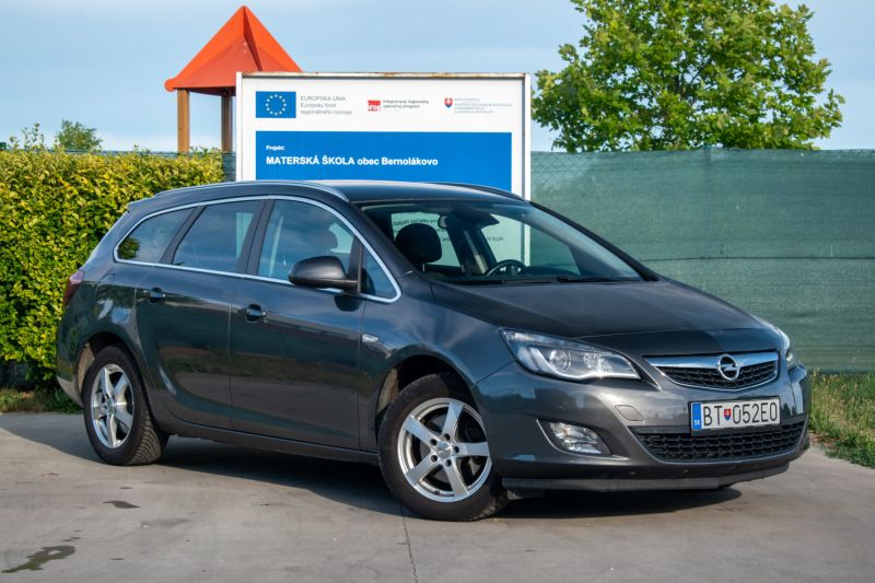 Opel Astra ST