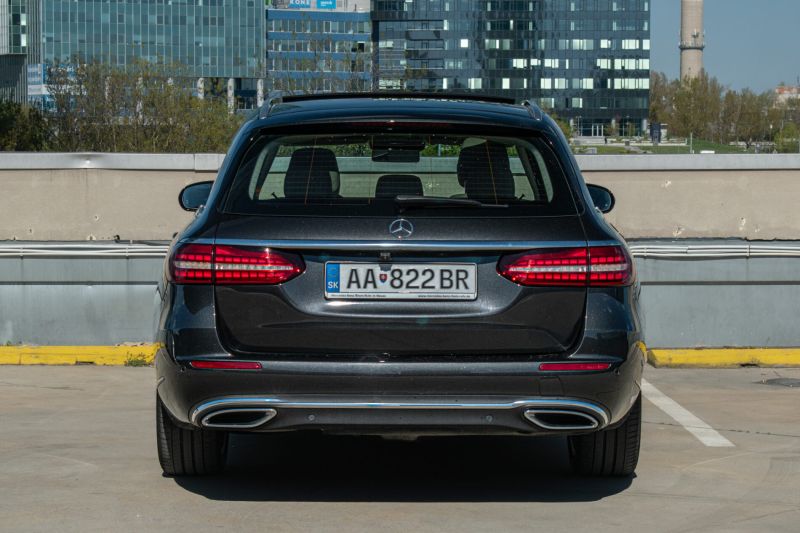 Mercedes-Benz E trieda