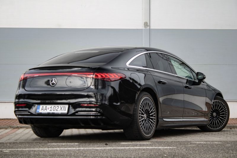 Mercedes-Benz EQS
