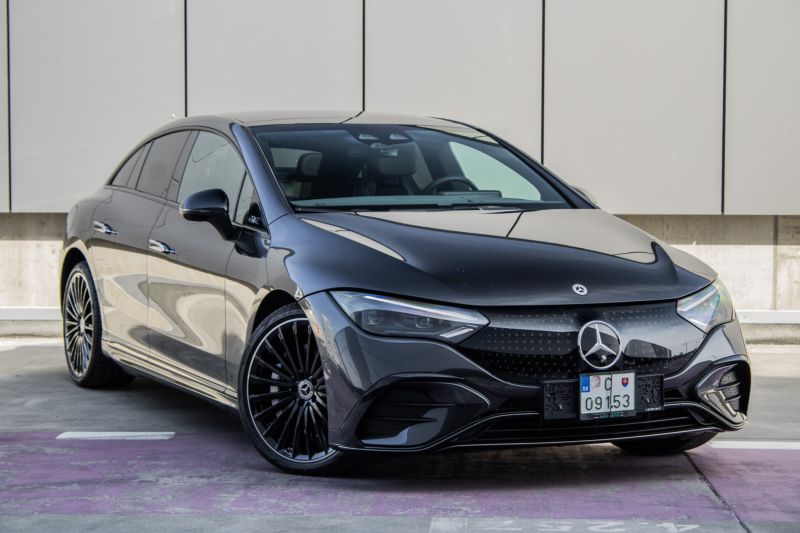 Mercedes-Benz EQE