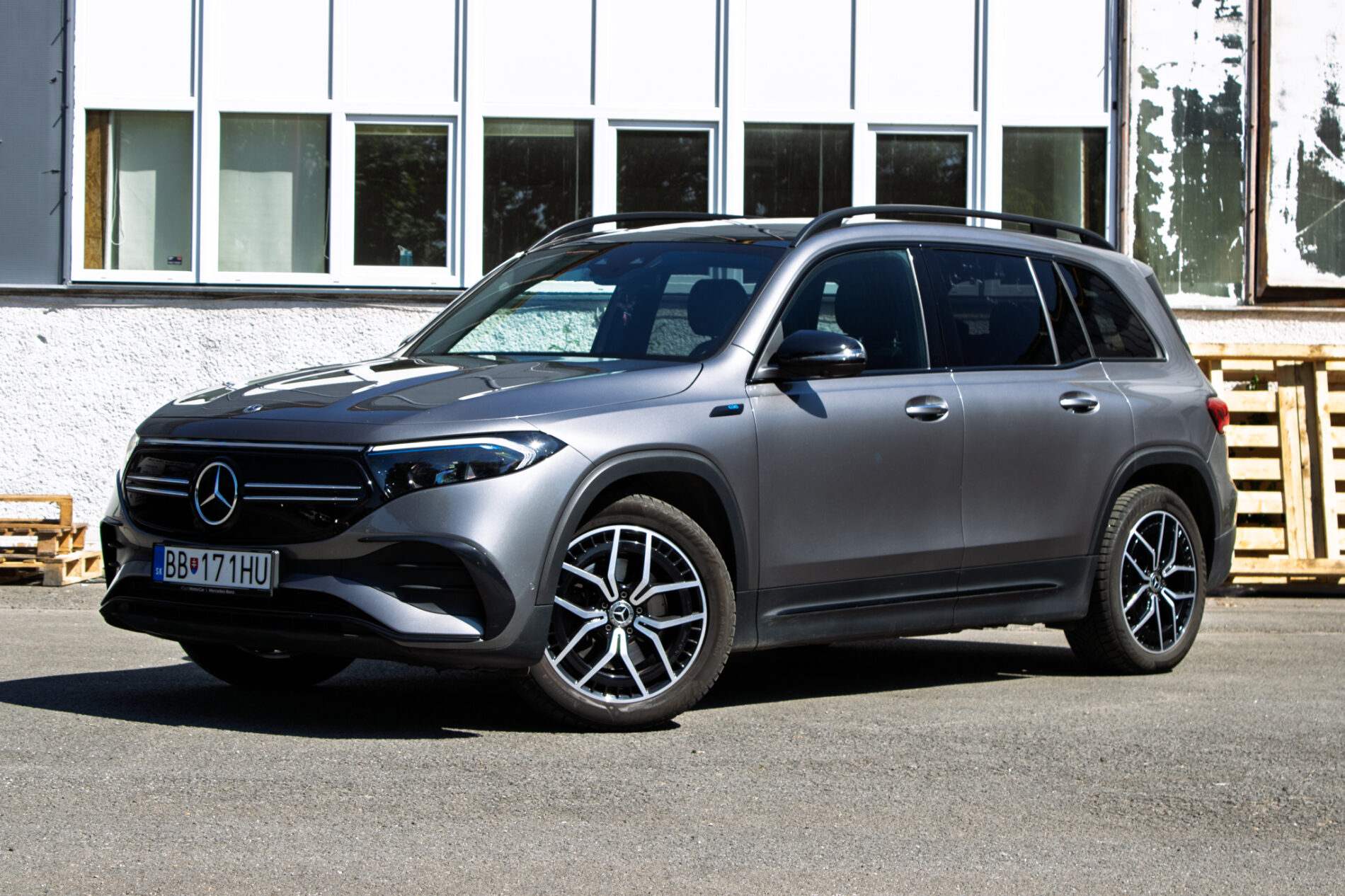 Mercedes-Benz EQB 2022 na predaj