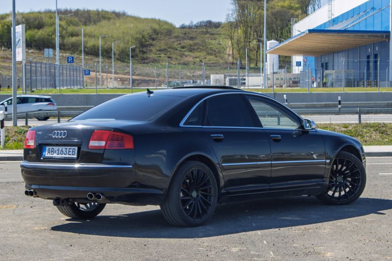 Audi A8