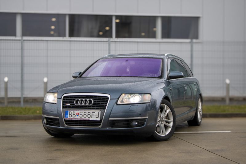 Audi A6 Avant