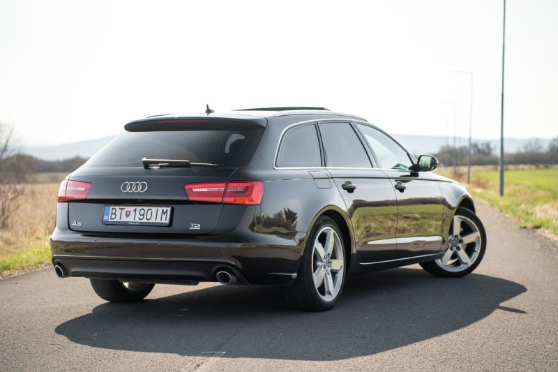 Audi A6 Avant