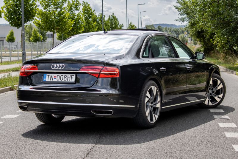 Audi A8