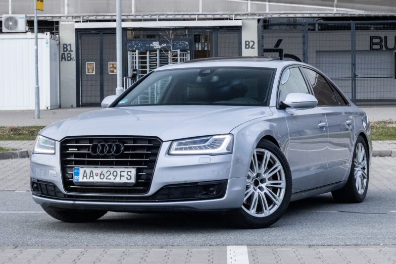 Audi A8