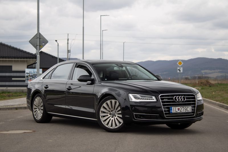 Audi A8
