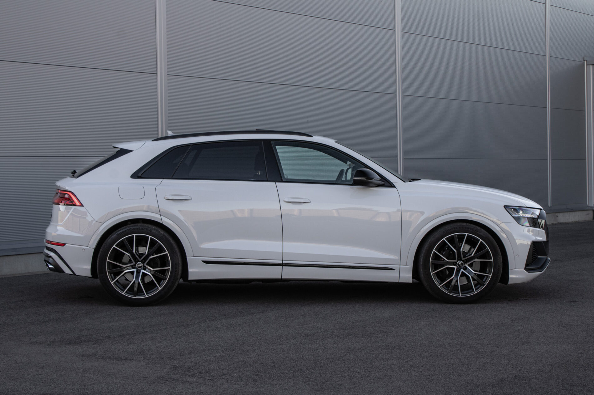Audi SQ8 – foto 5