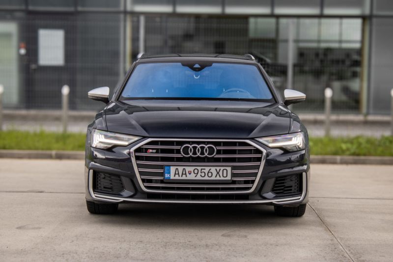 Audi S6 Avant