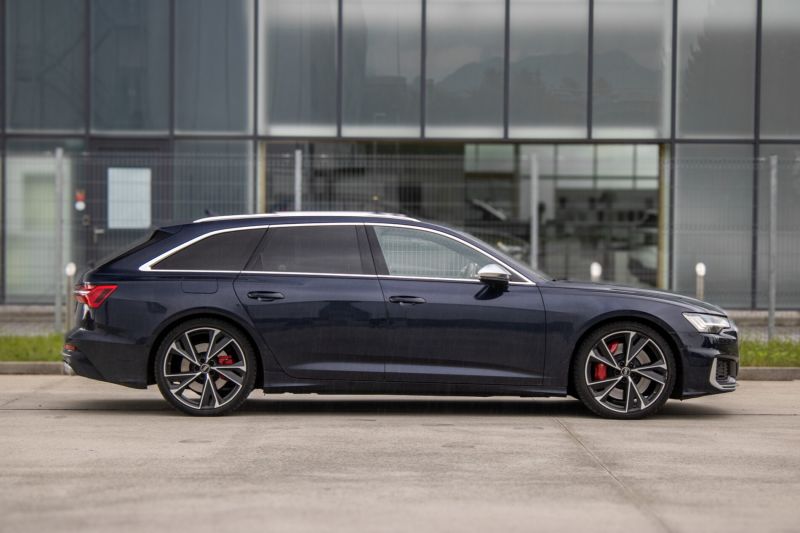 Audi S6 Avant