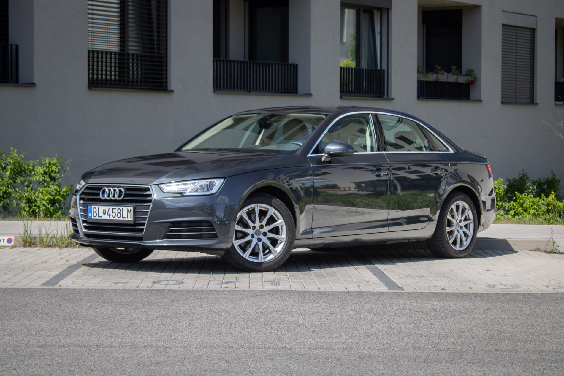 Audi A4