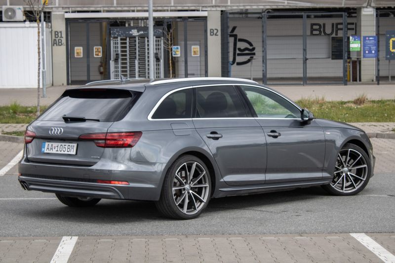 Audi A4 Avant