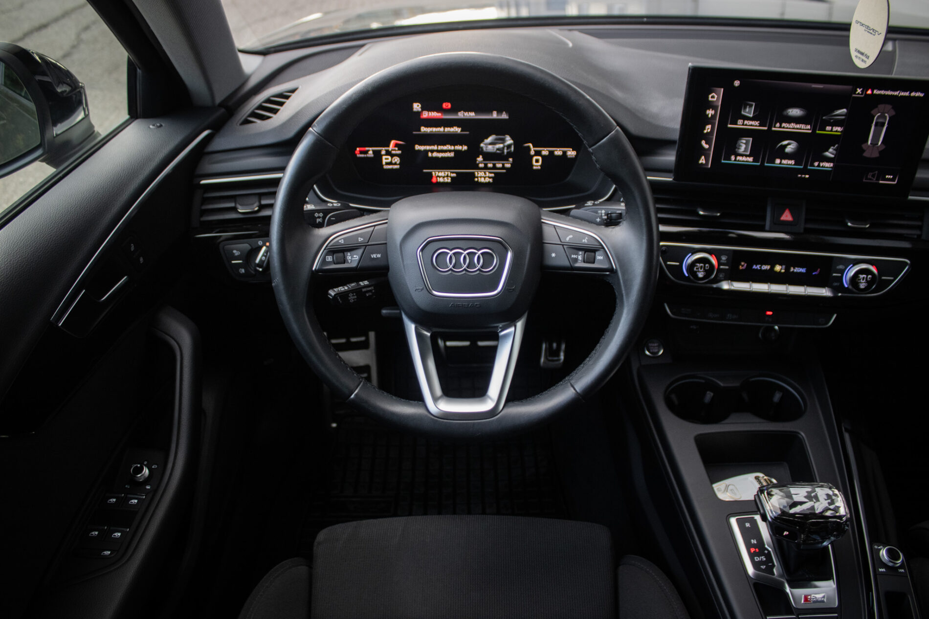 Audi A4 2023 na predaj – fotografia 17