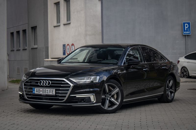 Audi A8