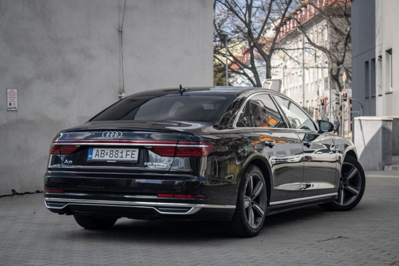 Audi A8