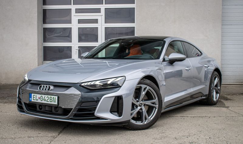 Audi e-tron