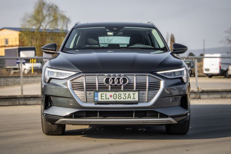 Audi e-tron