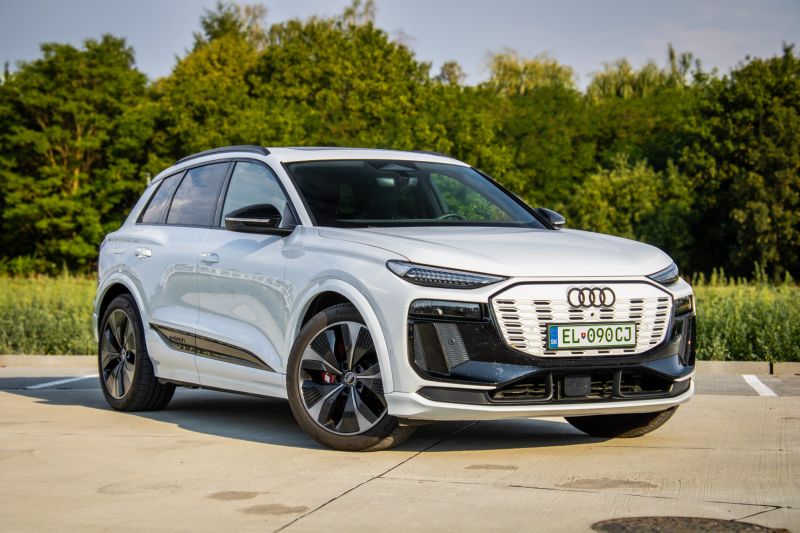 Audi SQ6