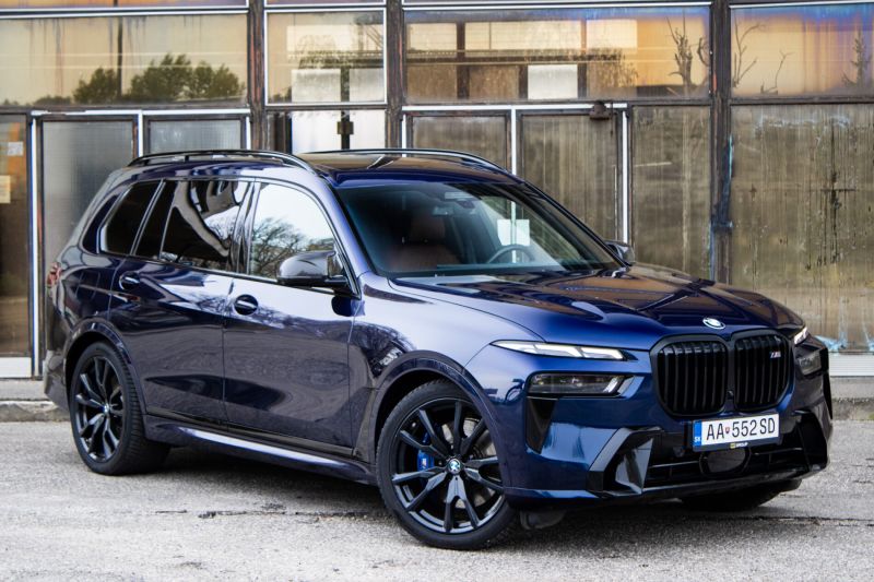 BMW X7