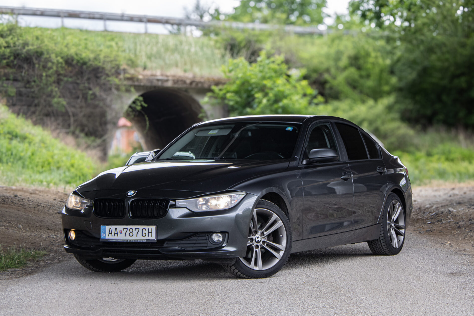 BMW Rad 3 2012 na predaj