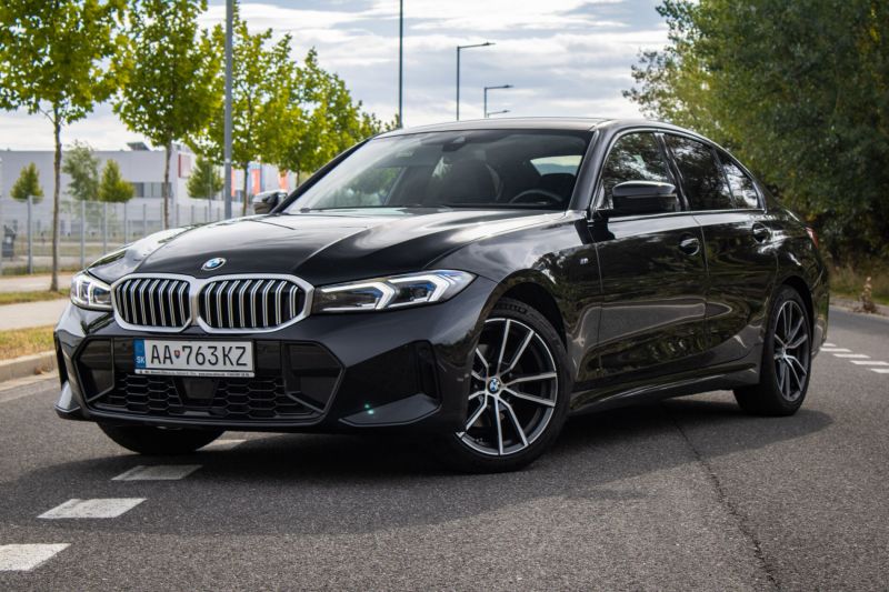 BMW Rad 3 2023 na predaj