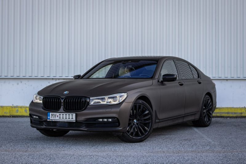 BMW Rad 7 2015 na predaj