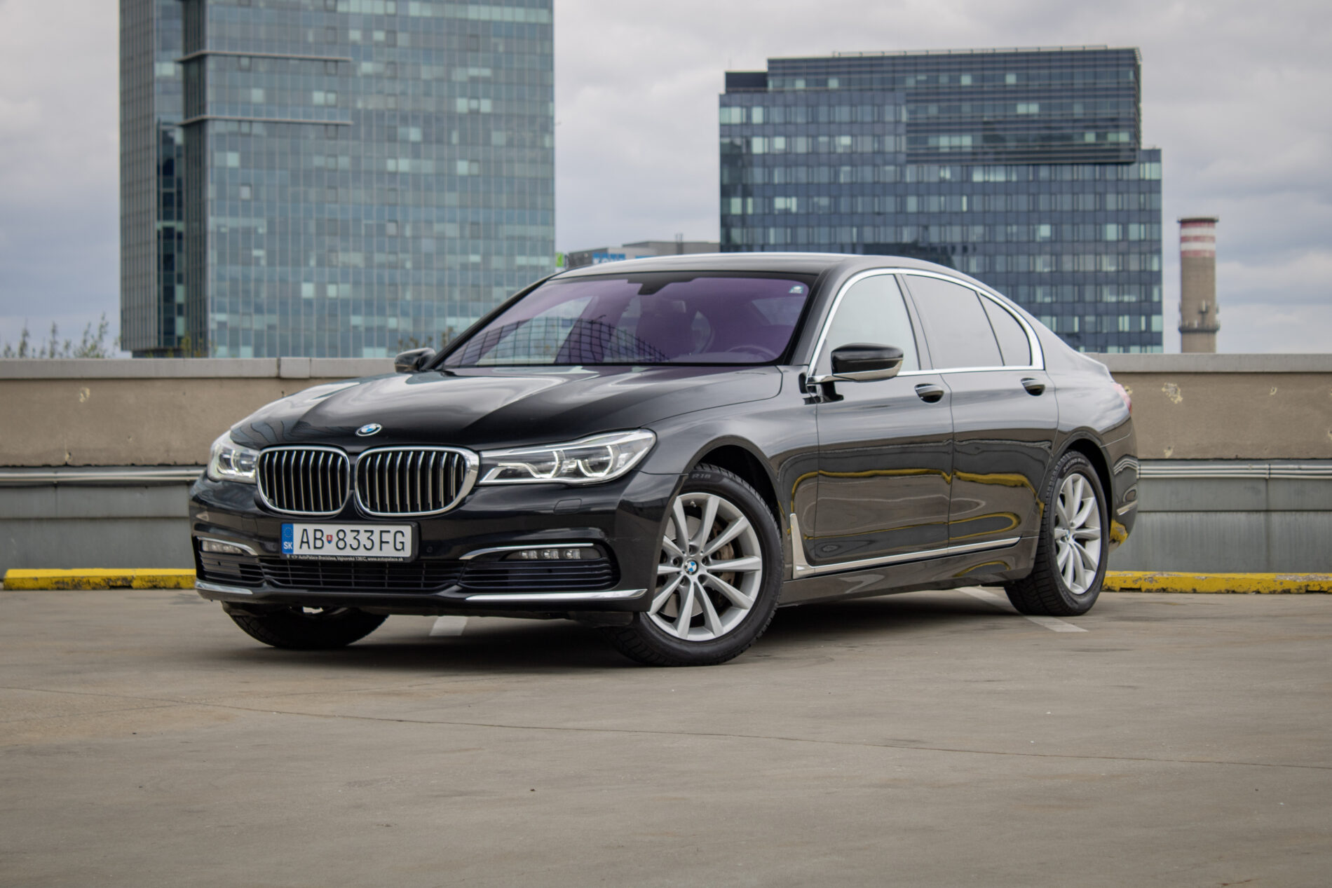 BMW Rad 7 2016 na predaj