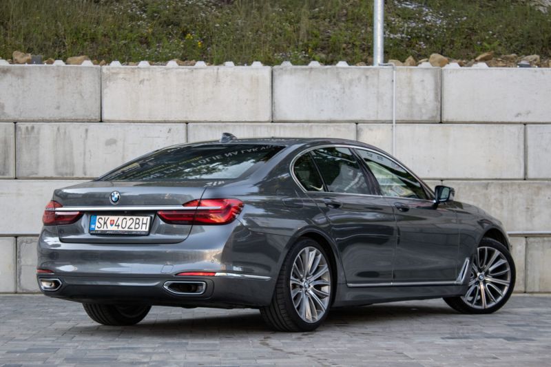 BMW rad 7