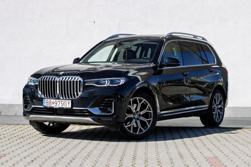 BMW X7