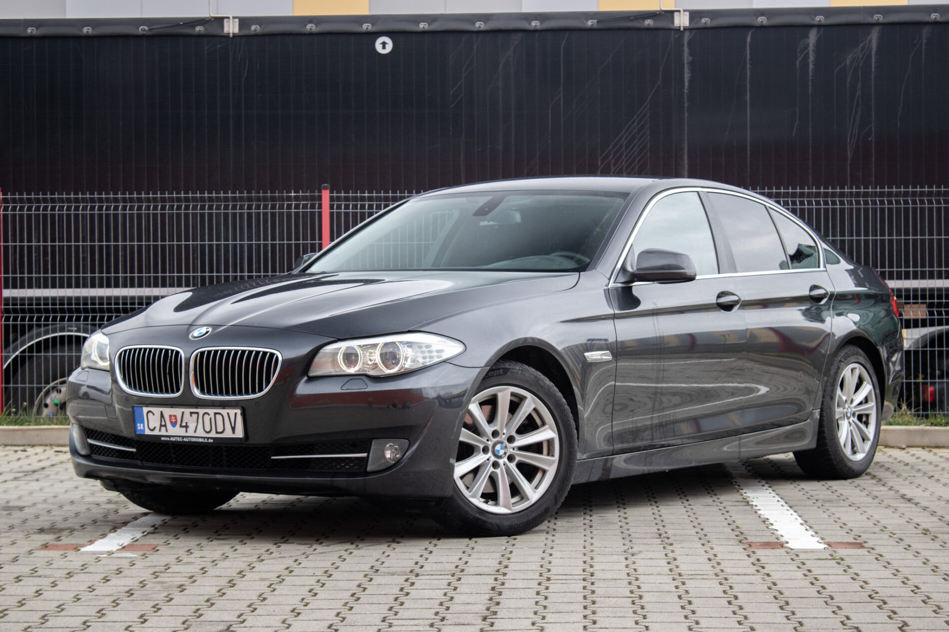 BMW Rad 5 2011 na predaj
