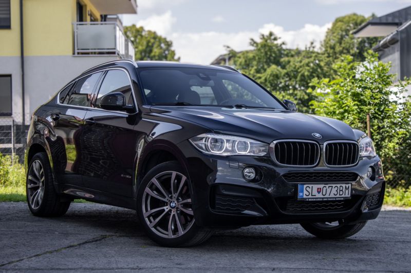 BMW X6