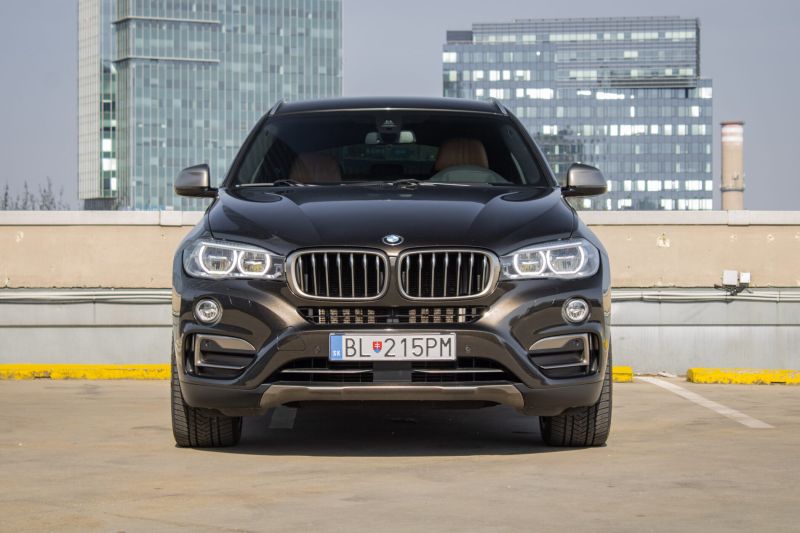 BMW X6