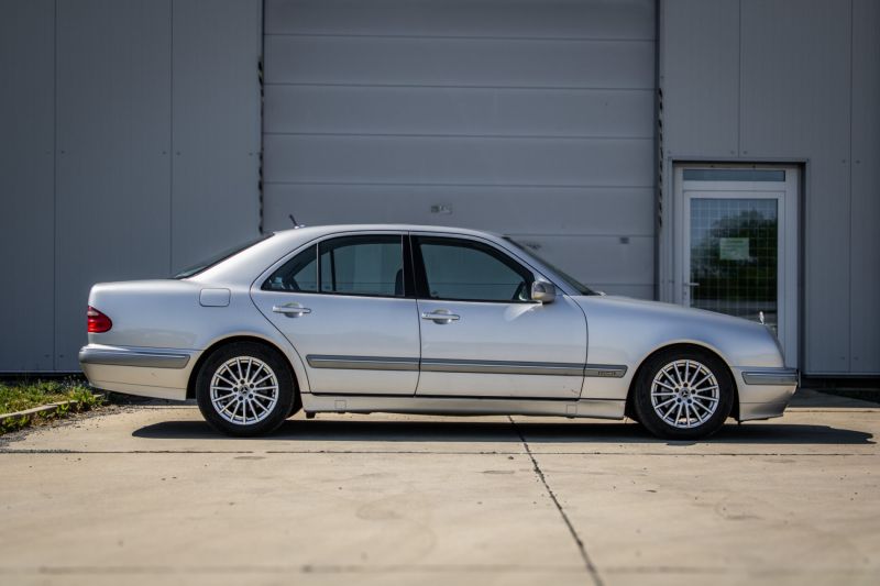 Mercedes-Benz E trieda