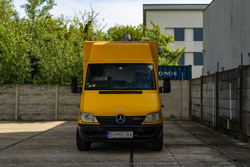 Mercedes-Benz Sprinter