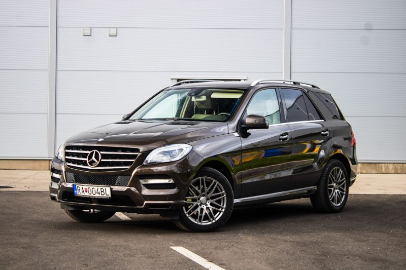 Mercedes-Benz M trieda