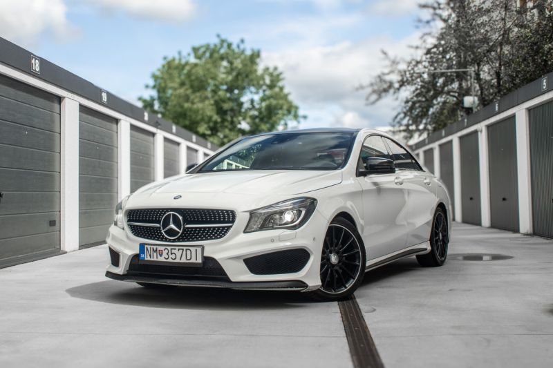Mercedes-Benz CLA